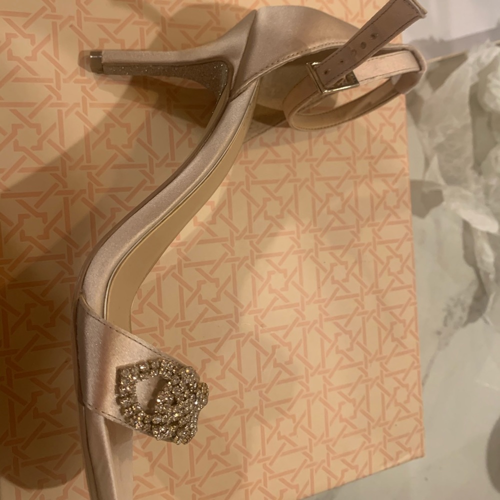 Badgley Mischka Alana Ankle Strap - Picture 4 of 6